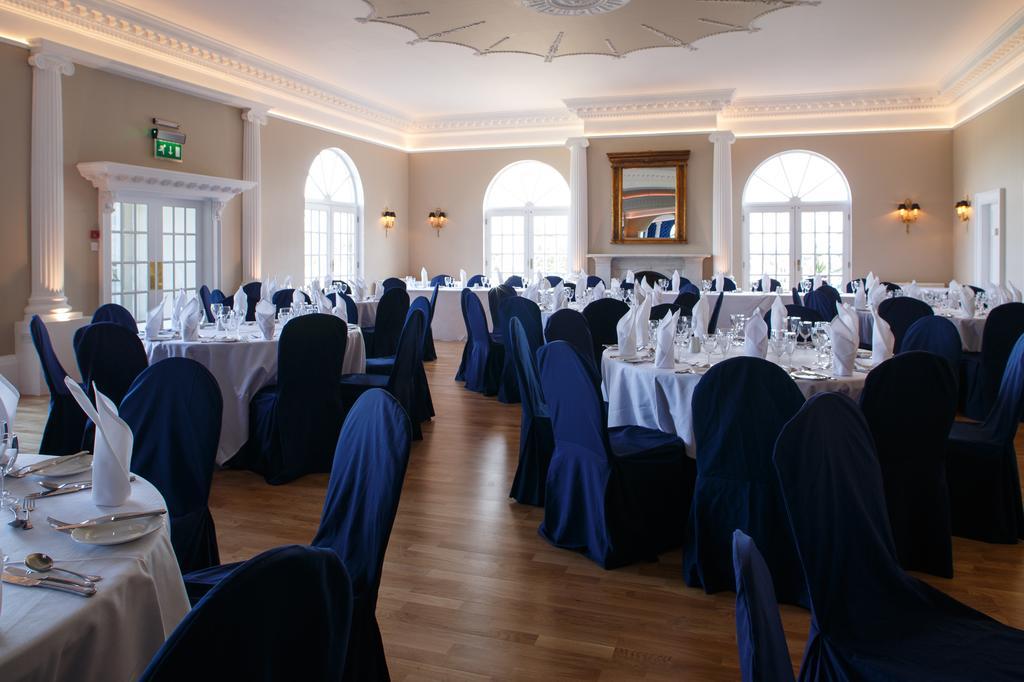 Forrester Park Resort Dunfermline Exterior photo